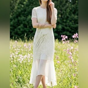 Stunning white dress maxi